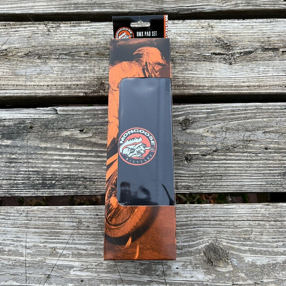 BMX BICYCLE PADS MONGOOSE OLD SCHOOL NOS AUTHENTIC - Image 4 of 4