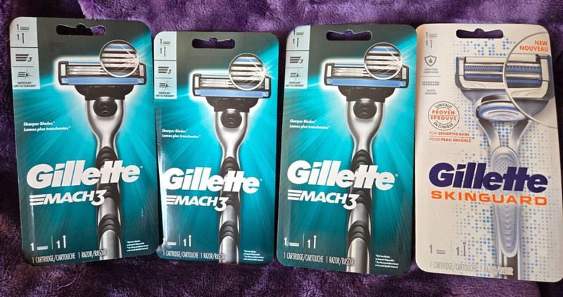 4 new packs men's Gillette Mach 3, Skinguard Senstive Cartridge Razors, Free Shi