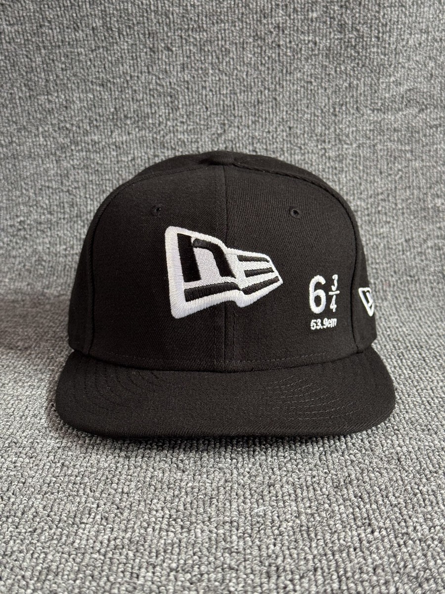 New Era Black Fitted Cap Large Logo 6 3/4 53.9cm Flat Brim Hat