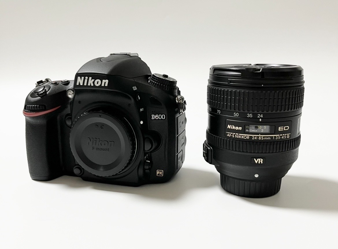 Nikon Digital Slr Camera D600 24-85 Vr Lens Kit Good Nikon Digital Slr Camera D600 24-85 Vr Lens Kit Good