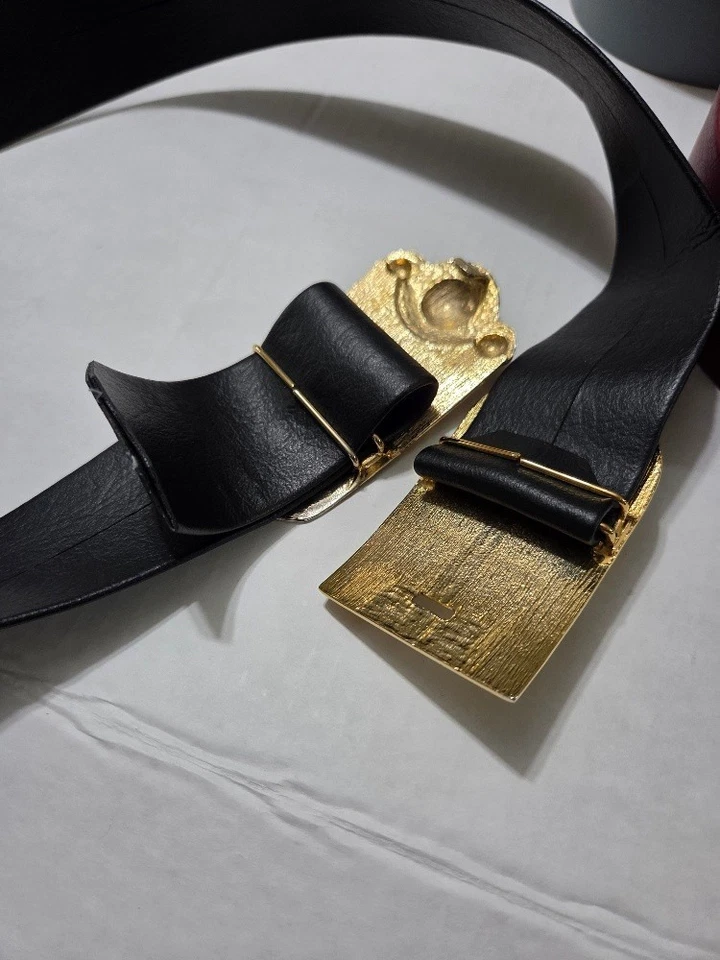 Cinturón Mujer De Colección Años 80 Hebilla Medallón Dorado 3 Colores Intercambiables Ajustable Foto 3 de 4