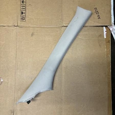 JAGUAR S TYPE O/S/F SCREEN PILLAR TRIM PANEL IN CREAM 2003 GENUINEJAGUAR PART