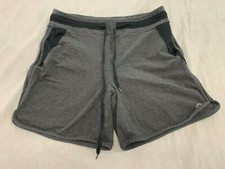 WOMENS SHORTS SIZE L