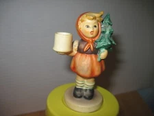 M.I. HUMMEL/GOEBEL GIRL WITH FIR TREE #116 PORCELAIN FIGURINE W Germany