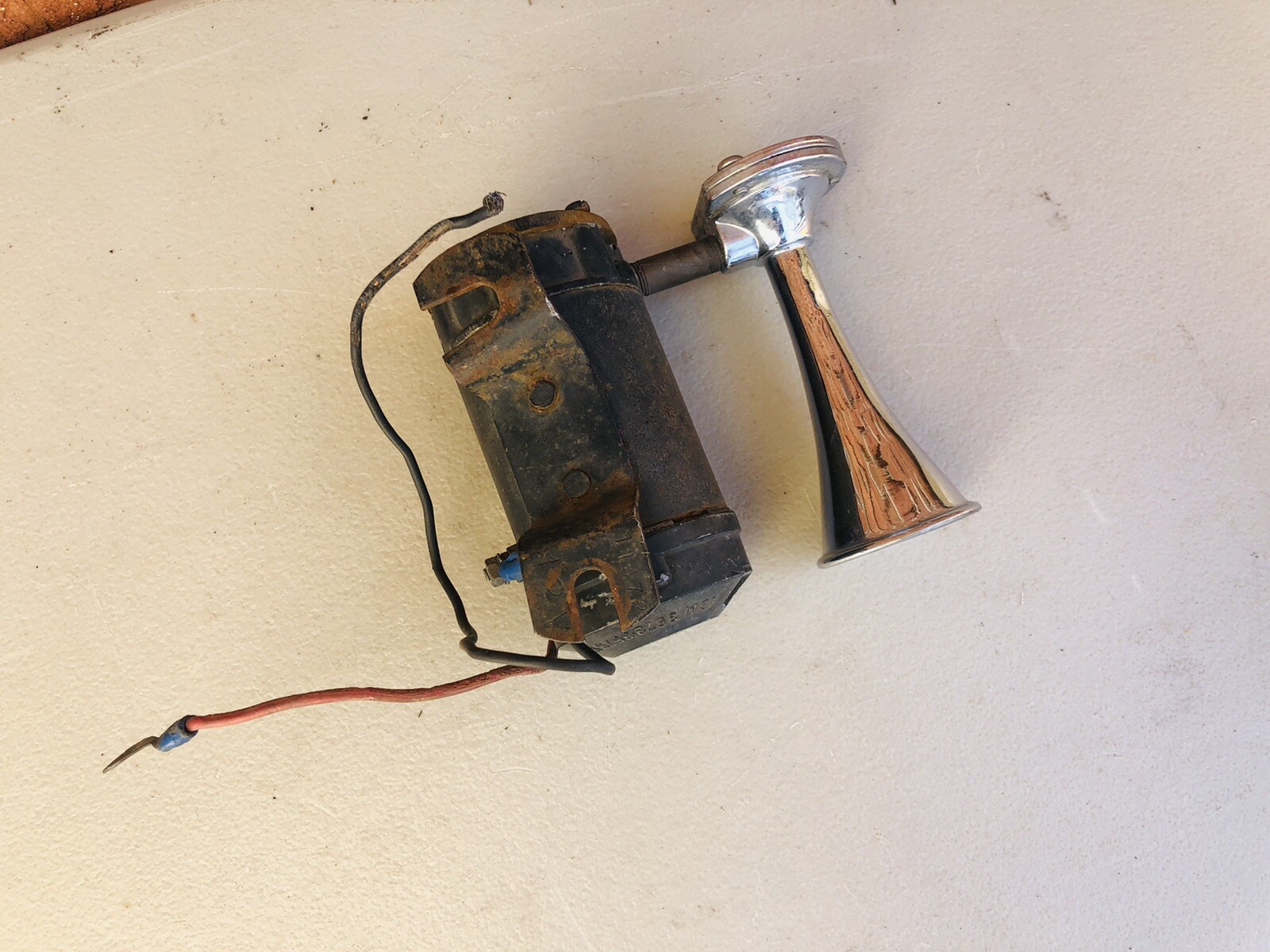 Maserati Air Horn IGM 3573 - 3576 KA