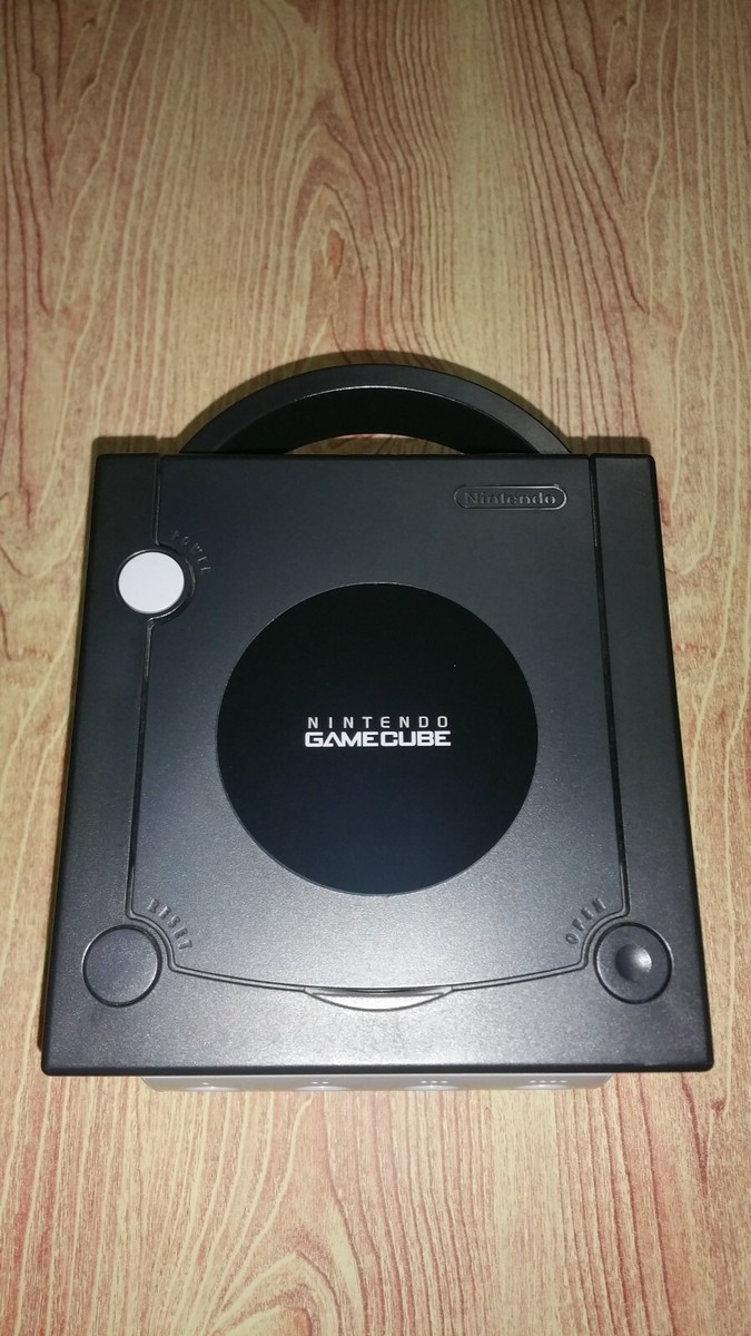 Nintendo Gamecube Bundle With Zelda Windwaker Collector's & Game