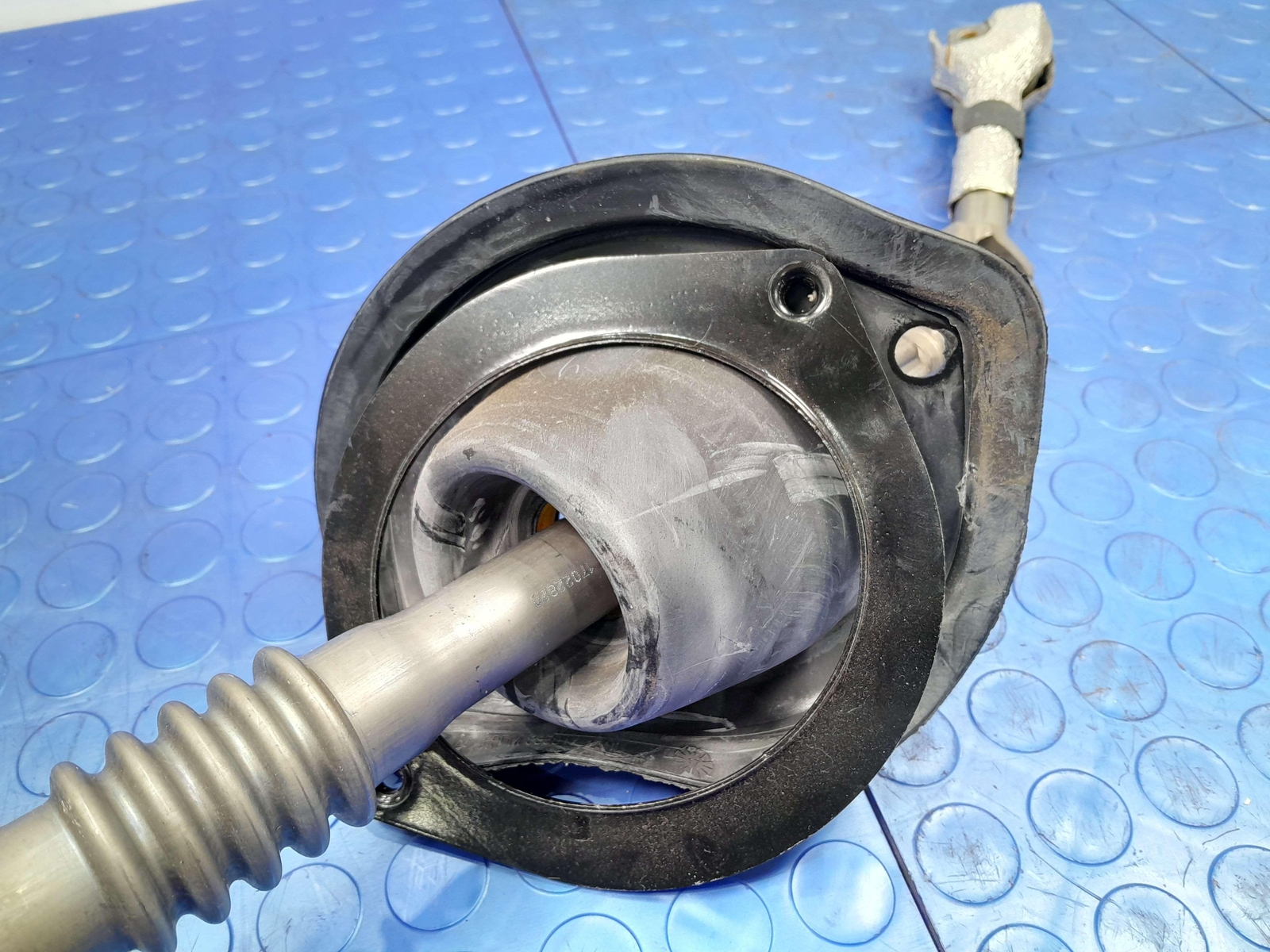 17-24 Maserati Ghibli Power Adjustable Steering Column Bare Genuine OEM