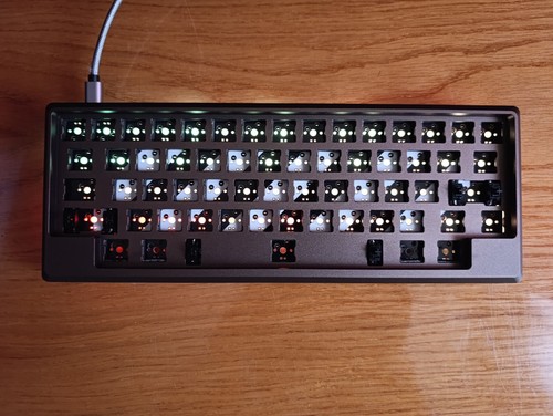 Tokyo 60 mechanical keyboard DIY KIT 60% HHKB hotswap with acrylic diffuser - Picture 5 of 7