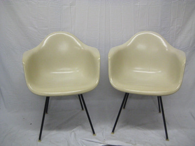 PAIR 1956 EAMES HERMAN MILLER FIBERGLASS CHAIRS EXCELLENT