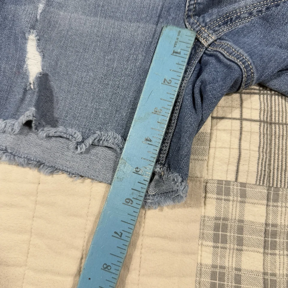 "Pantalones cortos de jean para mujer Seven7 talla 6 desgastados tiro medio azul corte entrepierna de 5""" Foto 2 de 4