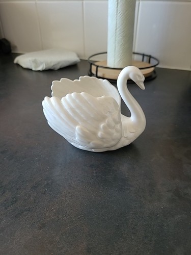 Goebel Porzellan 3,5 Zoll weißer Schwan