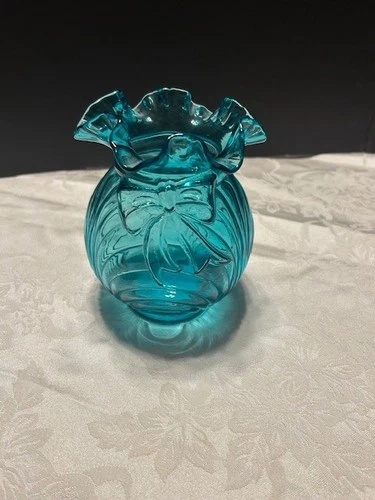 Fenton Art Glass Turquoise Teal Caprice Swirl Vase with Ruffled edge/Bow detail