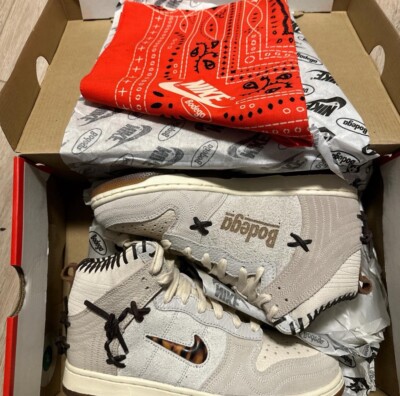 Size 6 - Nike Dunk High Bodega Sail Multi (Amigos y Familia)