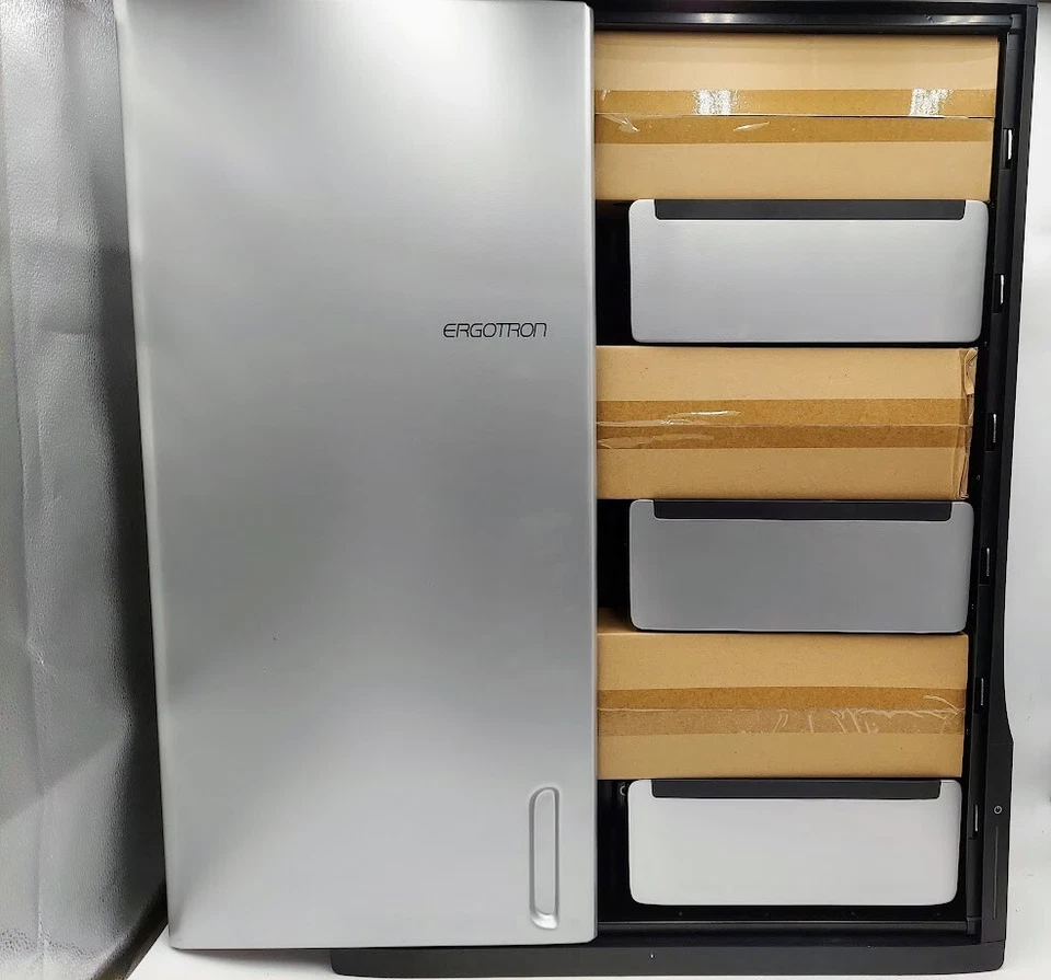 Ergotron DM12-1005-1 Universal Tablet Wall Station 12 Charging Cabinet - Image 3 of 4