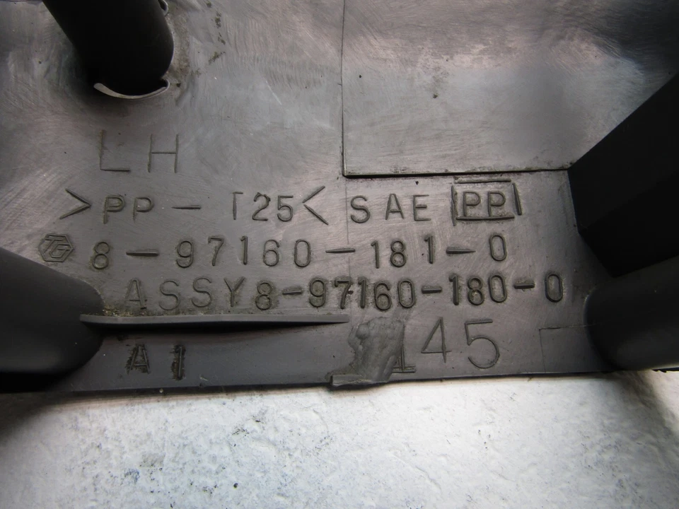 Cubierta de columna de dirección cubierta inferior superior delantera lado del conductor Rodeo 2000 2002 Foto 4 de 4