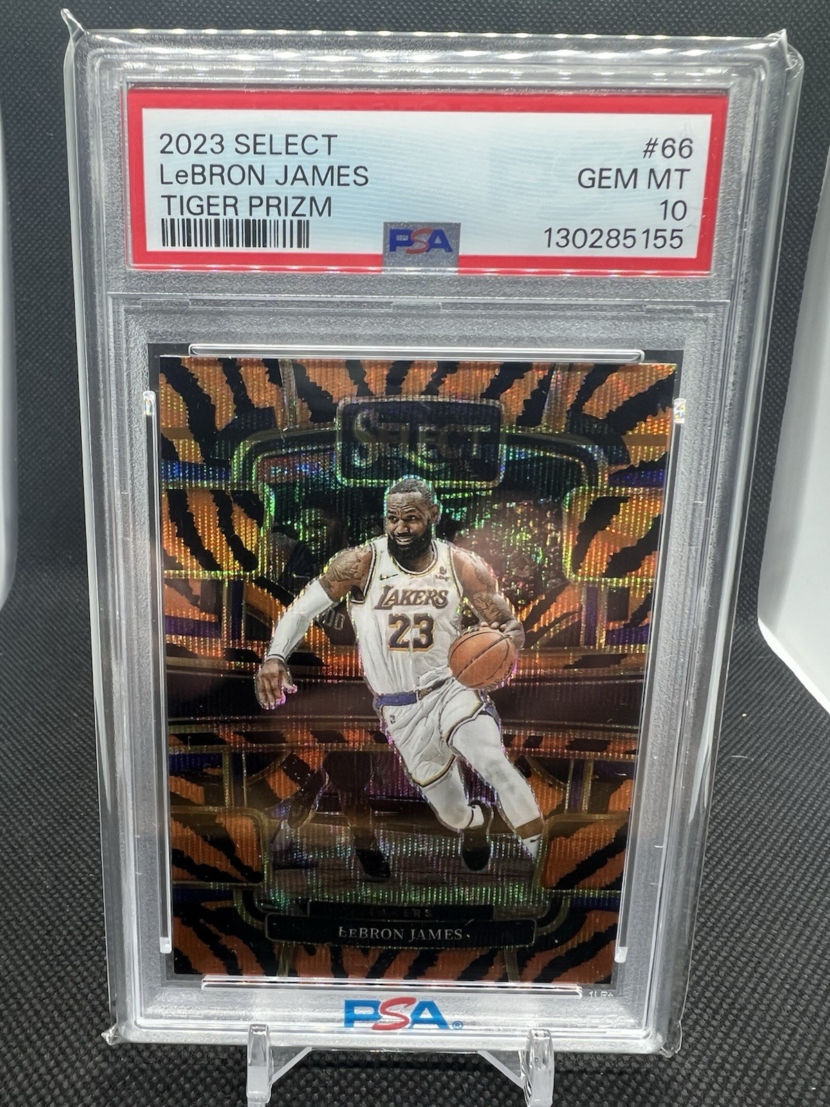 2023 PANINI SELECT TIGER PRIZM #66 LEBRON JAMES PSA 10