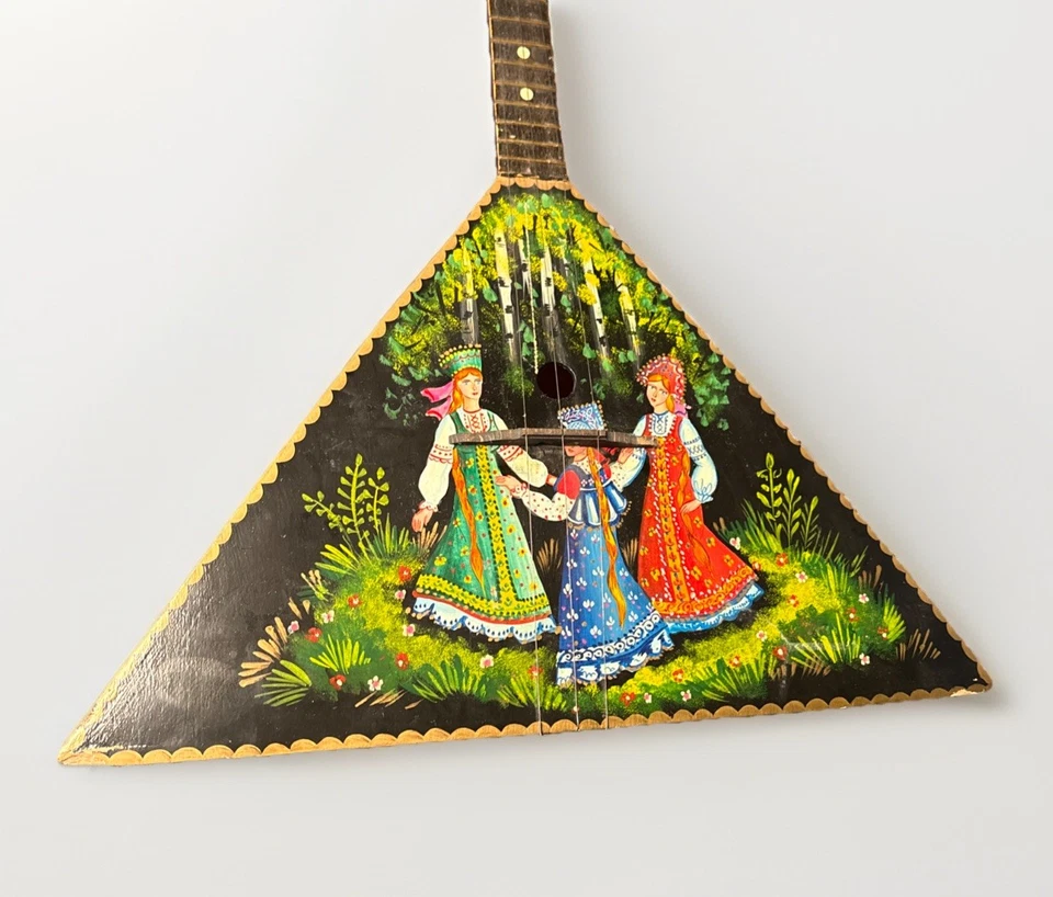 复古原版俄罗斯民谣乐器 Balalaika 3 弦手绘 — 第 3/4 张图片