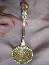 Saupoudreuse Argent Massif Vermeil décor baroque poinçon Vieillard 1819-1838