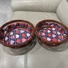 2 Amish hand serving baskets , Country Style. Colorful Hearts.  Cottagecore