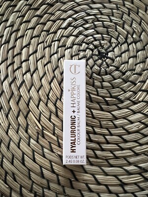 Charlotte Tilbury Matte Revolution Pillow Talk Lippenstift