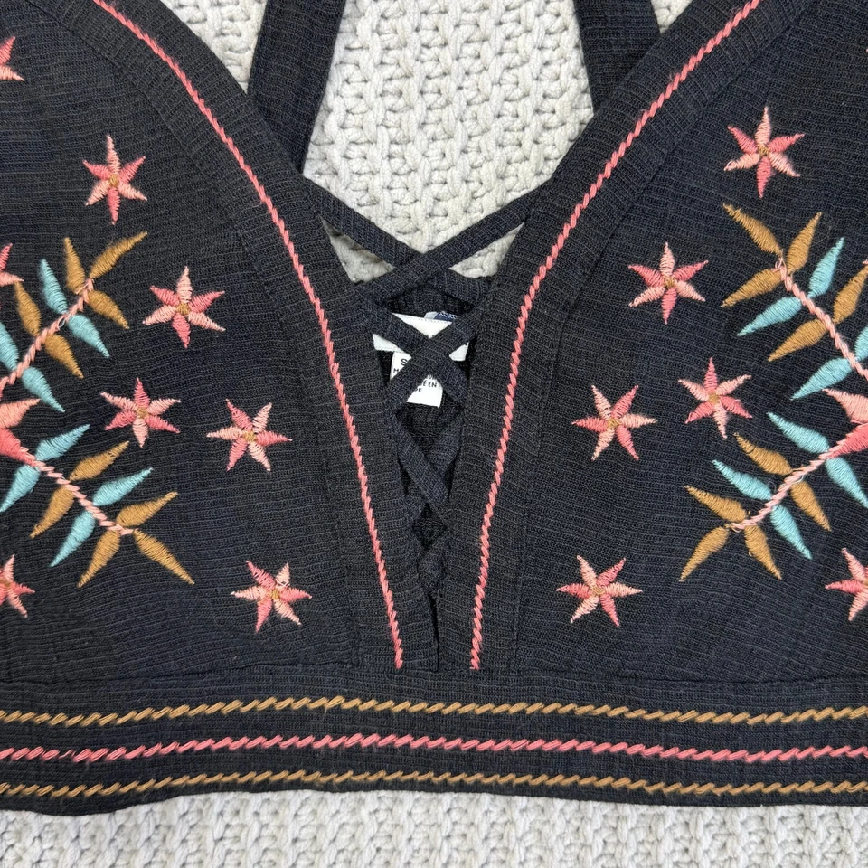American Eagle Cropped Halter Tank Top S Laces Embroidered Smocked Boho Festival - Image 4 of 4