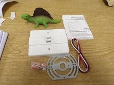 NEW Ever Bright E1941230 Fire Exist Kit Wall Mount  *FREE SHIPPING*