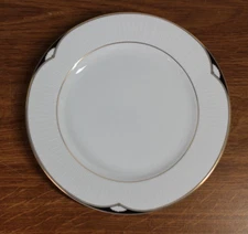 Oscar de la Renta - Bread & Butter Plate - Aegean - L5545 - 6 1/2"