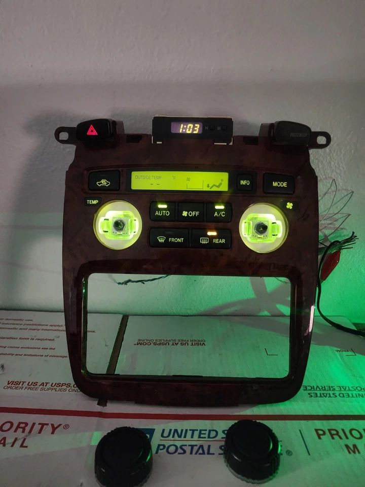 2004 - 2007 Toyota Highlander Woodgrain Digital Climate Control 84010-48171 - Image 4 of 4