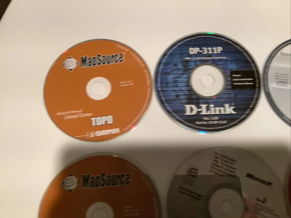 Lote de 18 controladores de CD antiguos y CD de software para Windows y Mac - juego/misc. Foto 2 de 4