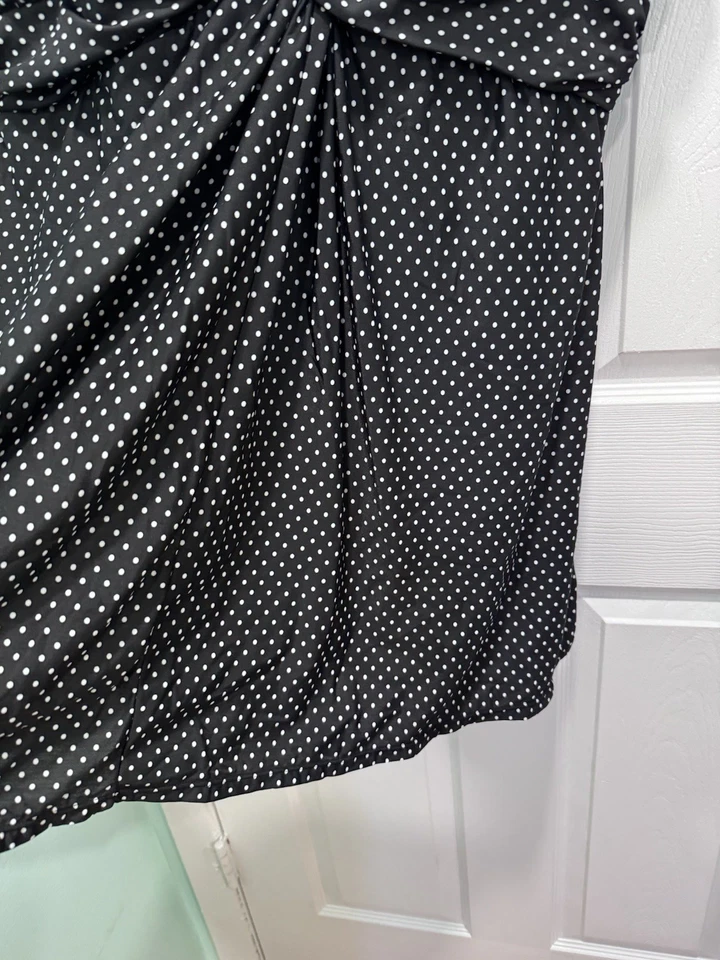 Vestido de baño Miraclesuit Pin Point Marais de una pieza negro blanco a lunares talla 22W Foto 4 de 4