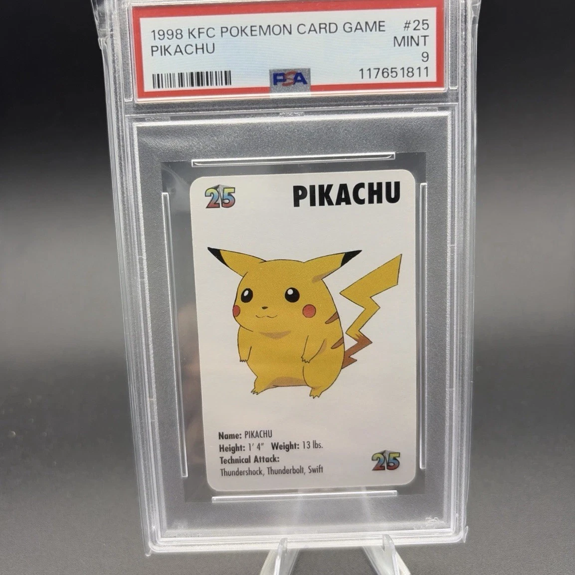 Pikachu Pokémon TCG Nintendo Base Set Individual Collectible Card