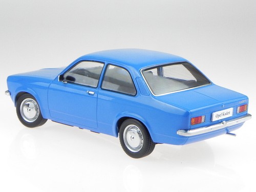 Opel Kadett C 2-porte 1973 blu modellino KK-Scale 1:18 - Foto 2 di 7