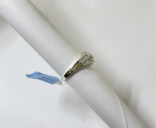 Women's 10k White Gold Ring with 0.35CT Diamonds (Size 6.75) - Picture 2 of 9