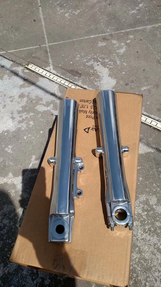 HARLEY DAVIDSON  2000-2013 POLISHED Lower Slider Fork Legs SHAVED SINGLE DISC  - Image 4 of 4