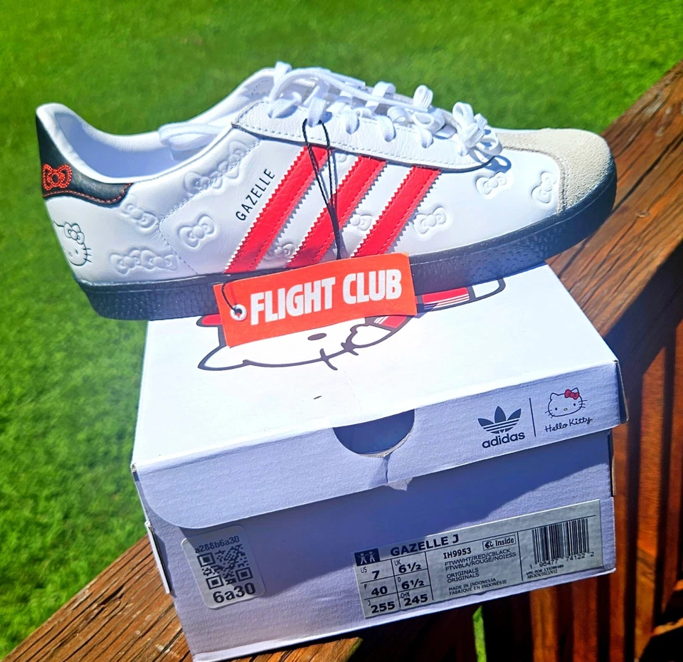 Adidas Hello Kitty x Gazelle talla 7Y Foto 4 de 4