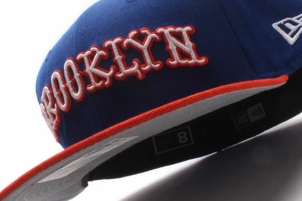 New Era Brooklyn x Queensbridge Knicks Exclusive Fitted Cap Gray UV