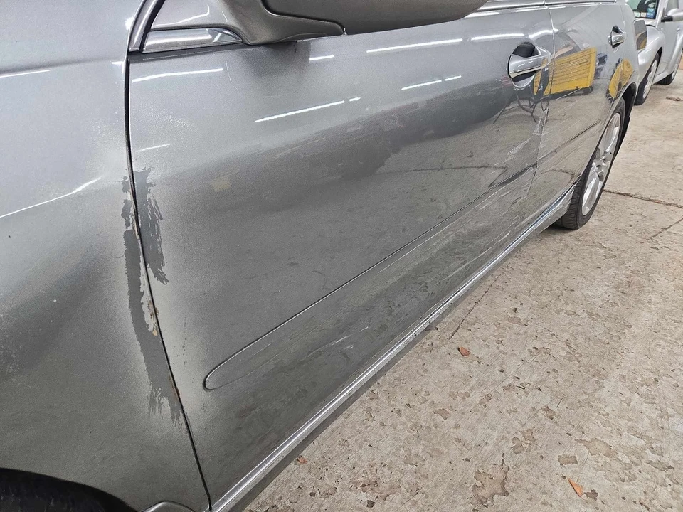 Used Front Left Door Assembly Front fits: 2010 Acura Rl electric Front Left Grad - Изображение 2 из 4