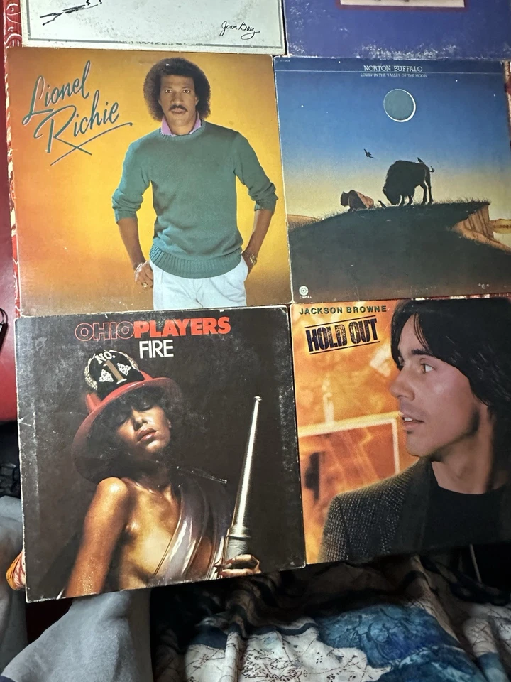 Коллекция пластинок классический рок, фолк и соул — Сантана, Джими Хендрикс, Лайонел Ричи - Изображение 3 из 4