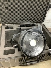 Fiilex Q8 Bi-Color LED Fresnel Travel Kit - Fair Condition; Dmx knob unreliable
