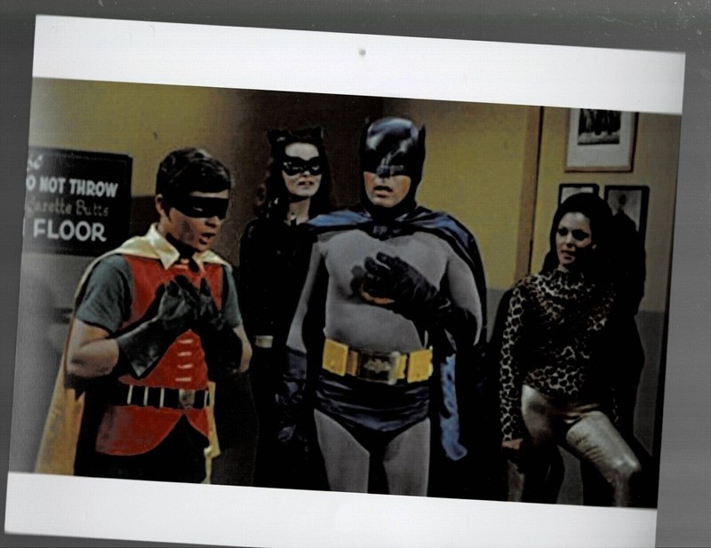SUPER RARE!!! 8X10 ORIG BATMAN TV SERIES ADAM WEST BURT WARD SCENE!!