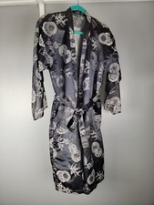 VTG Japanese kimono - Women's Robe Kaiyu Japan Black Silver Belt Floral M/L 40"L
