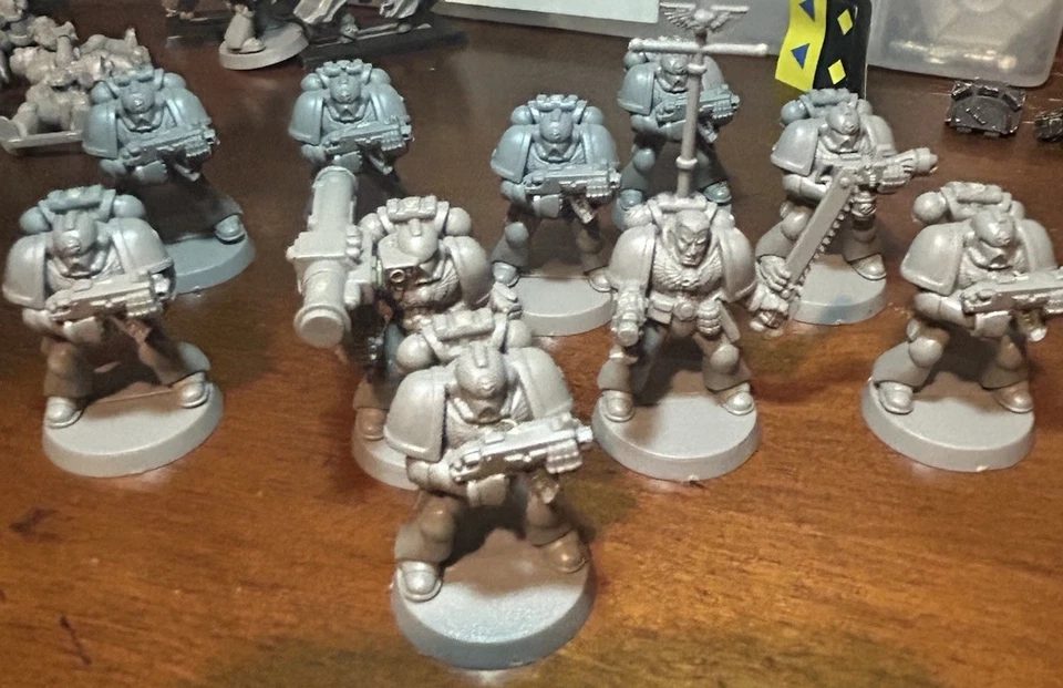 Warhammer 40K Space Marines X 10 Tactical Squad 2nd Edition Plastic OOP - Image 2 of 4