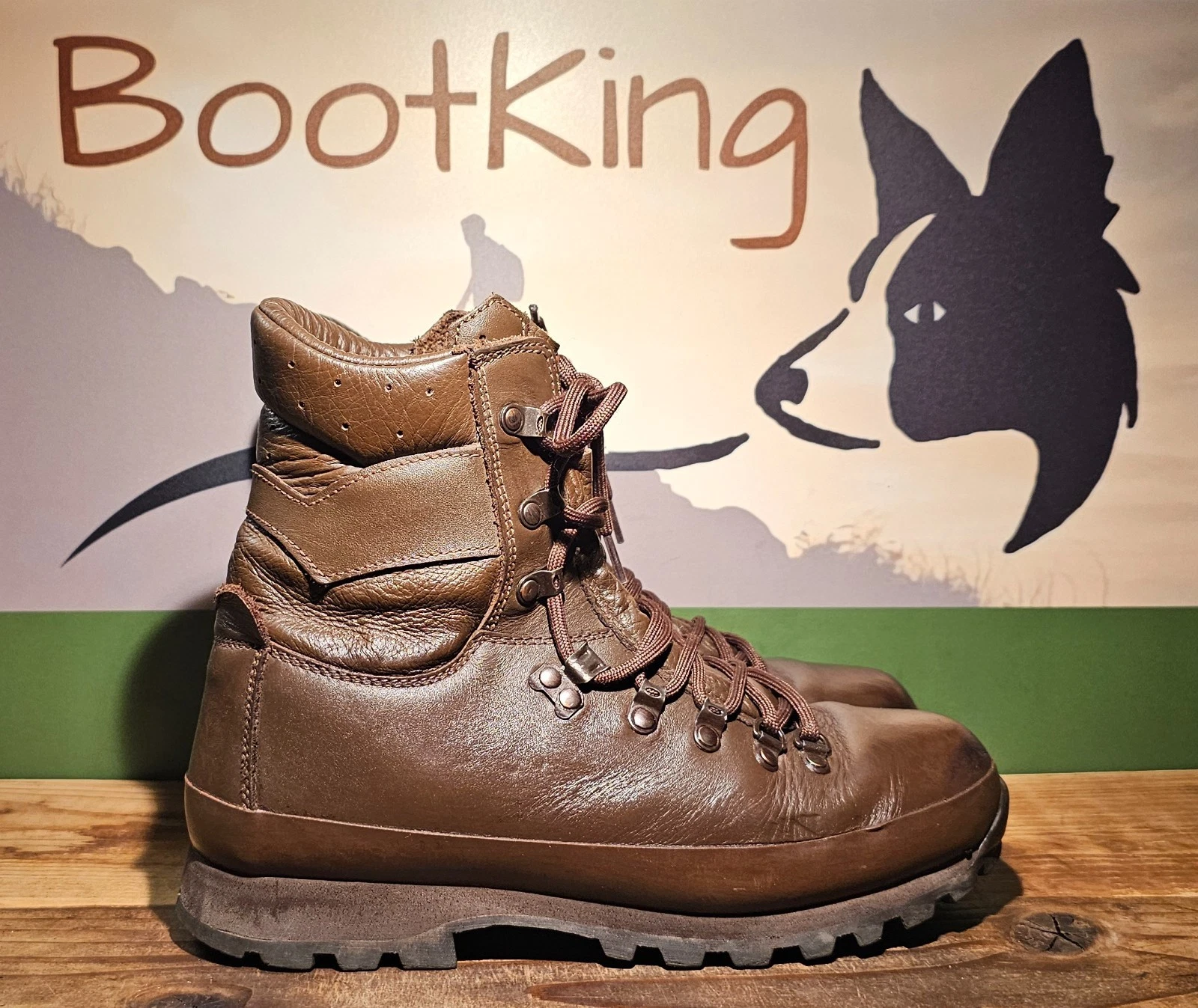 Altberg Defender lightweight Hiking, Fishing, Walking, any activity Boots UK 8 M