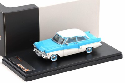 1:43 PremiumX Ford Taunus 17M Bleu/Blanc 1957