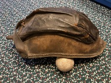Ancien Rare Gant de Balle Paume pelote cuir Jeu Traditionnel Belgique Chistera