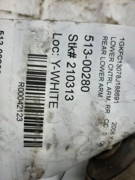 Brazo de control inferior trasero 00-10 CHEVROLET SUBURBAN 1500 15286145 Foto 3 de 4