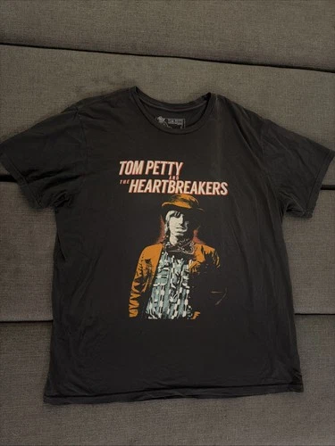 TOM PETTY Concert Tour T-shirt 2XL 1980s vintage concert t-shirt, vintage, size XXL, single stitch, B+ condition