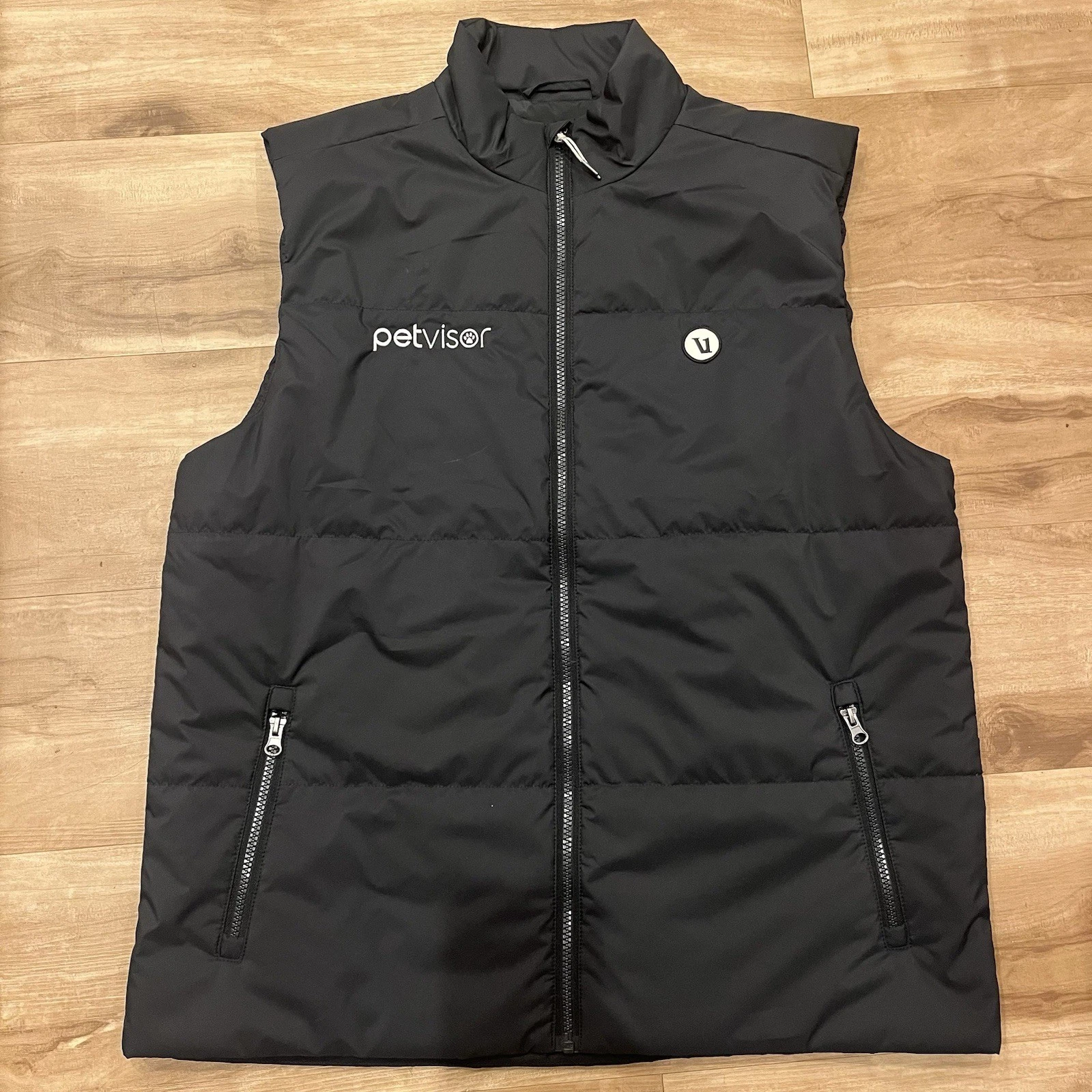 Vuori Men's Classic Fit Sleeveless Echo Insulated 2.0 Vest Black Large
Opens in a new window or tab