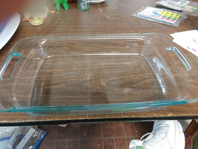 Casserole Dish C233 Open Handles Pyrex 9 x 13 3 Quart  DNEW Green Tint