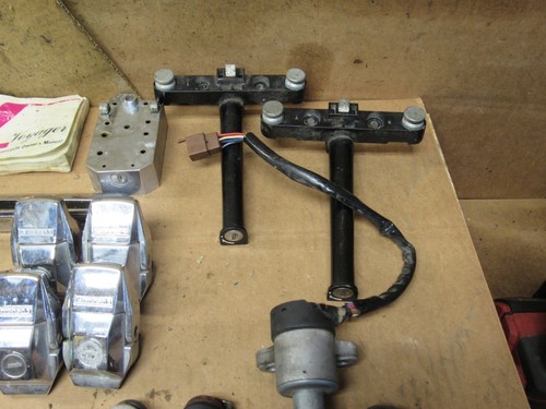 1986 Kawasaki Voyager ZN1300 Ignition Key Set Locks  Storage Locks - Picture 7 of 21